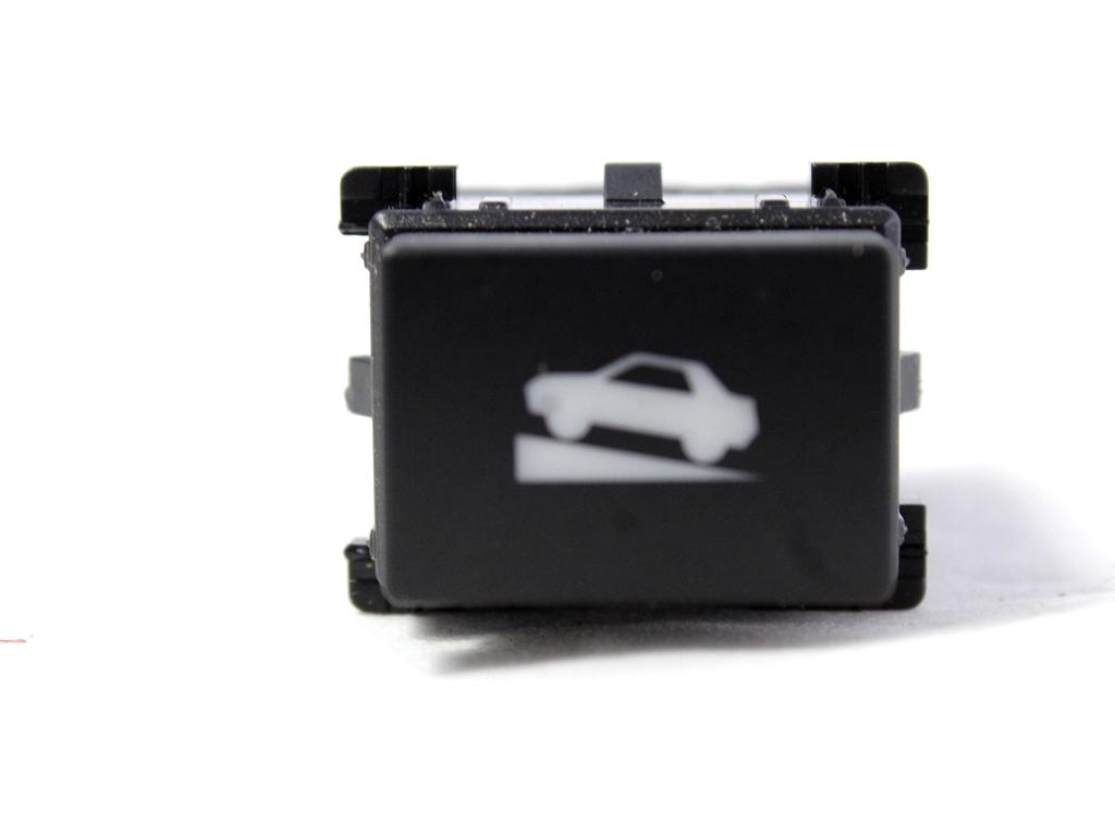 RAZLICNA STIKALA  OEM N. 83211AL001 ORIGINAL REZERVNI DEL SUBARU XV MK2 GT (DAL 2017)BENZINA LETNIK 2019