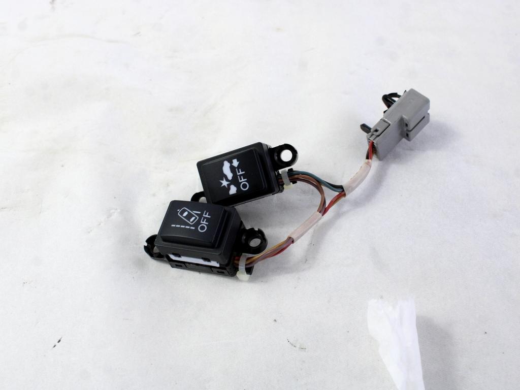 RAZLICNA STIKALA  OEM N. 83343FL000 ORIGINAL REZERVNI DEL SUBARU XV MK2 GT (DAL 2017)BENZINA LETNIK 2019