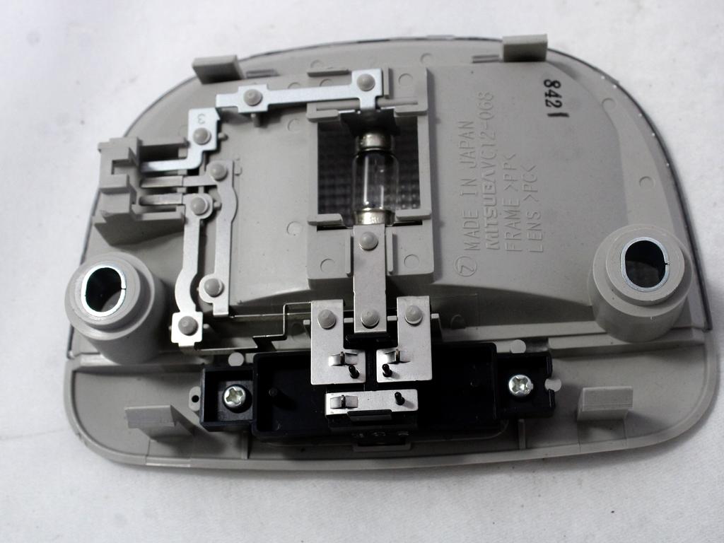 NOTRANJA SVETILA OEM N. 84601AG050ME ORIGINAL REZERVNI DEL SUBARU XV MK2 GT (DAL 2017)BENZINA LETNIK 2019