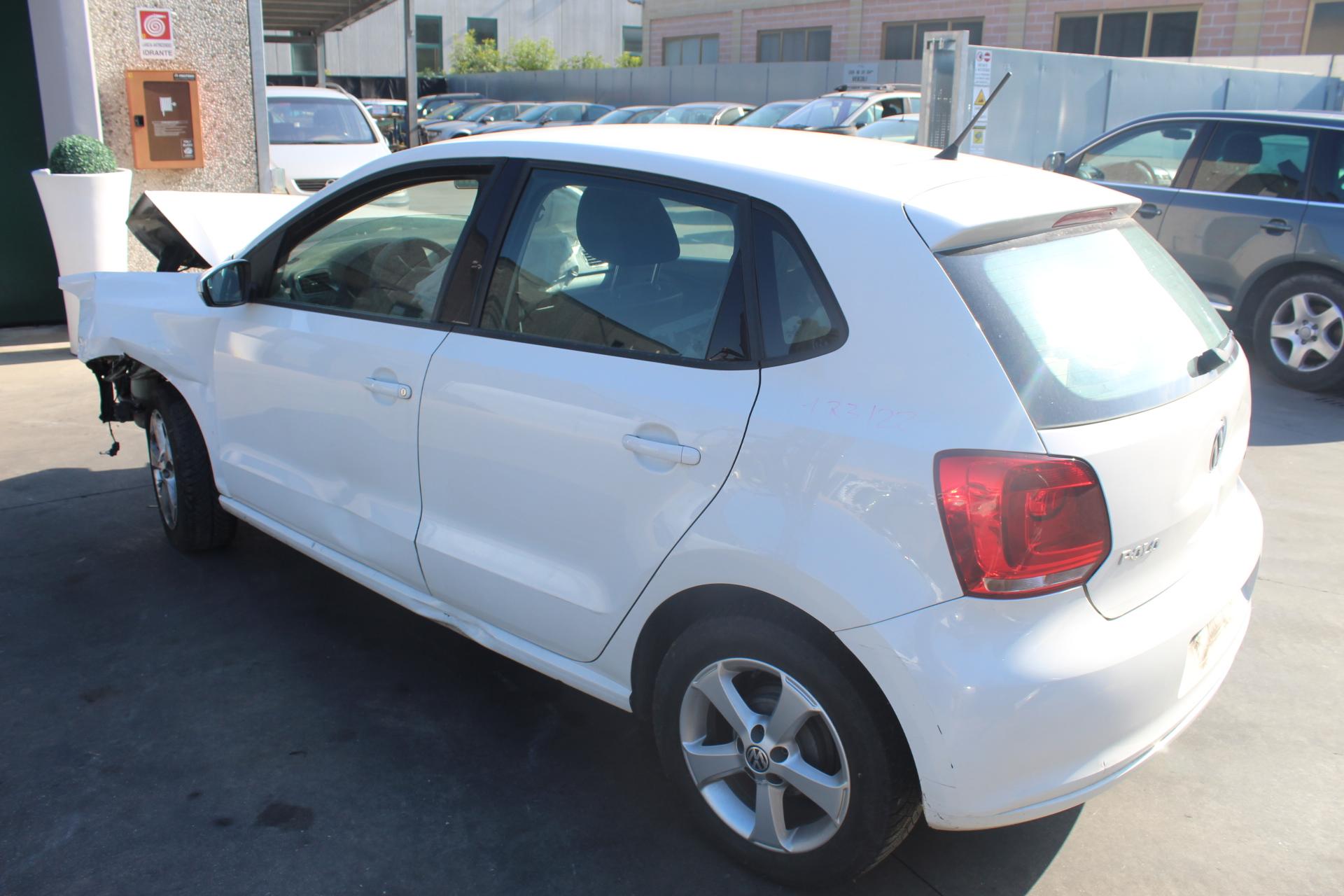 VOLKSWAGEN POLO 1.2 D 55KW 5M 5P (2011) RICAMBI IN MAGAZZINO