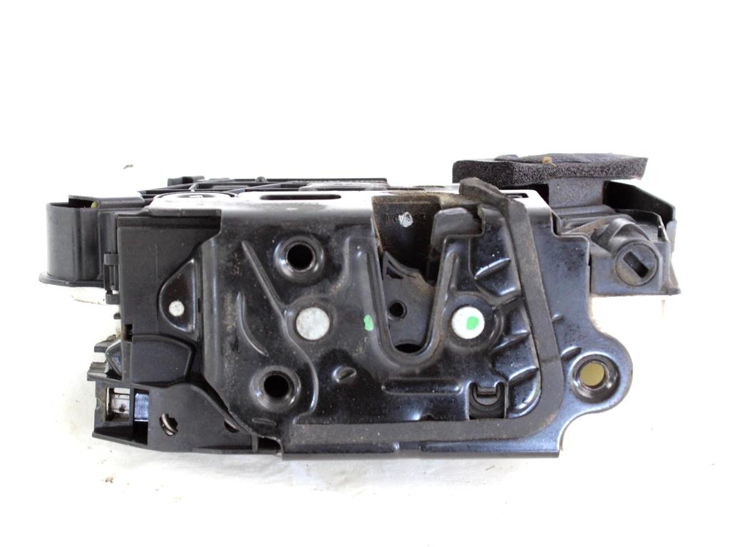 CENTRALNI ZAKLEP SPREDNJIH VRAT  OEM N. 5K1837016B ORIGINAL REZERVNI DEL VOLKSWAGEN POLO 6R1 6C1 (06/2009 - 02/2014) DIESEL LETNIK 2011