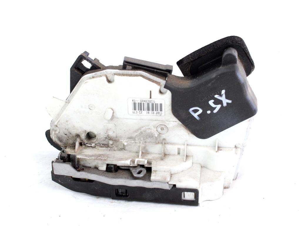 CENTRALNA KLJUCAVNICA ZADJIH LEVIH VRAT OEM N. 6R4839015 ORIGINAL REZERVNI DEL VOLKSWAGEN POLO 6R1 6C1 (06/2009 - 02/2014) DIESEL LETNIK 2011