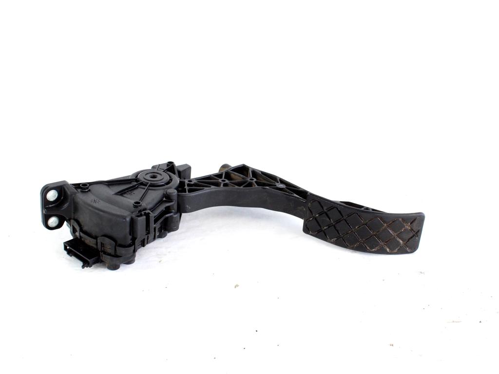 PEDALI OEM N. 6Q1721503M ORIGINAL REZERVNI DEL VOLKSWAGEN POLO 6R1 6C1 (06/2009 - 02/2014) DIESEL LETNIK 2011