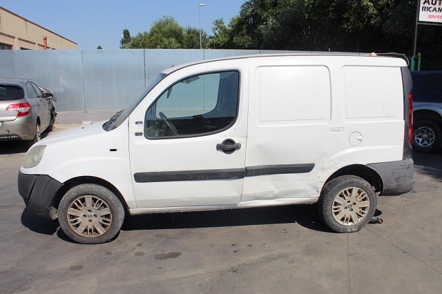 FIAT DOBLO 1.3 D 55KW 5M 3P (2008) RICAMBI IN MAGAZZINO 