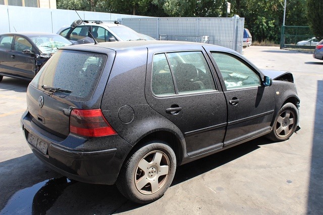 VOLKSWAGEN GOLF 4 1.6 B 74KW 5M 5P (1998) RICAMBI IN MAGAZZINO