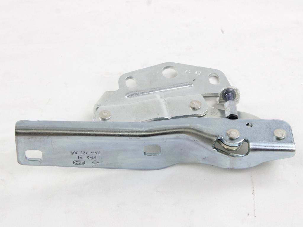 PANTI POKROVA MOTORJA OEM N. 3AA823302 ORIGINAL REZERVNI DEL VOLKSWAGEN PASSAT B7 362 365 BER/SW (10/2010 - 2015)DIESEL LETNIK 2013