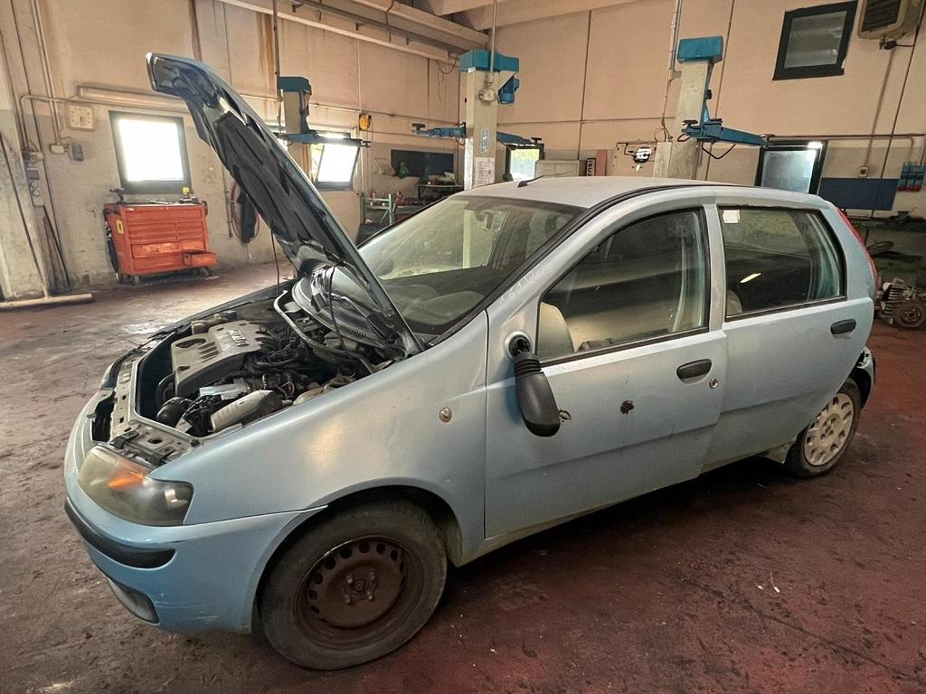 FIAT PUNTO 1.9 D 63KW 5M 5P (2003) RICAMBI IN MAGAZZINO