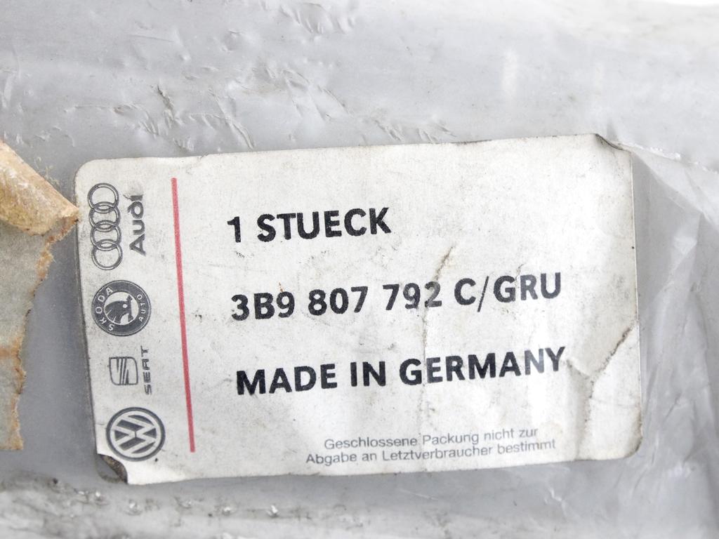 MOUNTING DELI ODBIJAC ZADNJI OEM N. 3B9807792C ORIGINAL REZERVNI DEL VOLKSWAGEN PASSAT B6 3C2 3C5 BER/SW (2005 - 09/2010)  DIESEL LETNIK 2006