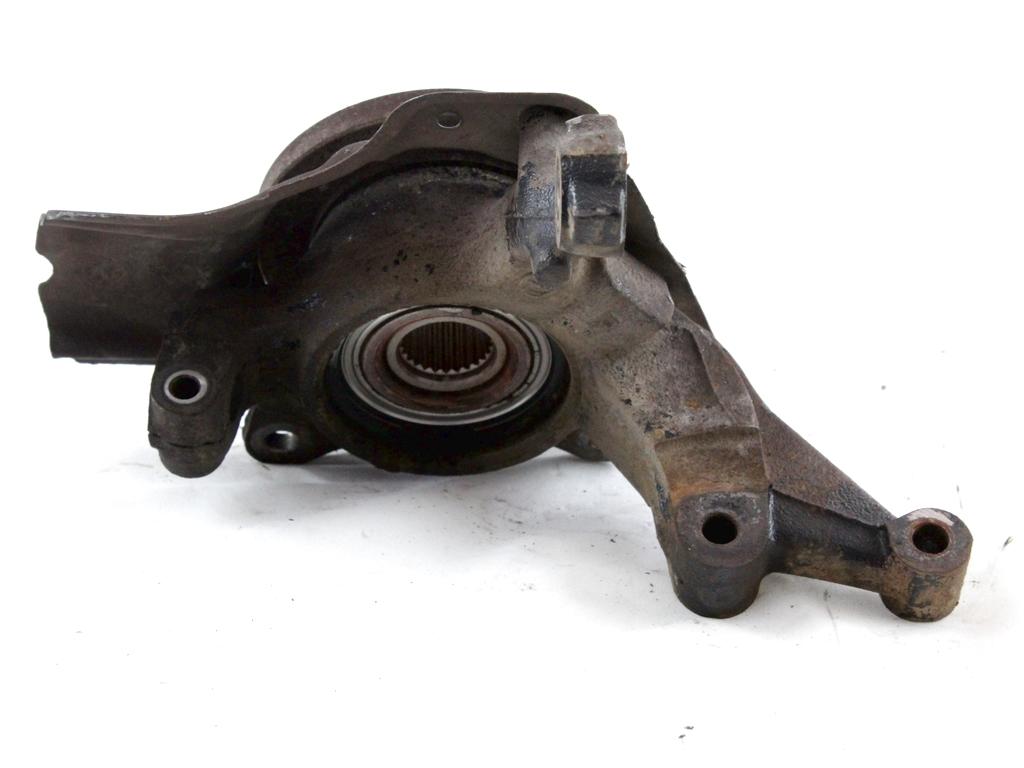 VRTLJIVI LEZAJ DESNO / PESTO KOLESA Z LEZAJEM SPREDAJ OEM N. 46528916 ORIGINAL REZERVNI DEL FIAT PUNTO 188 188AX MK2 (1999 - 2003) DIESEL LETNIK 2003