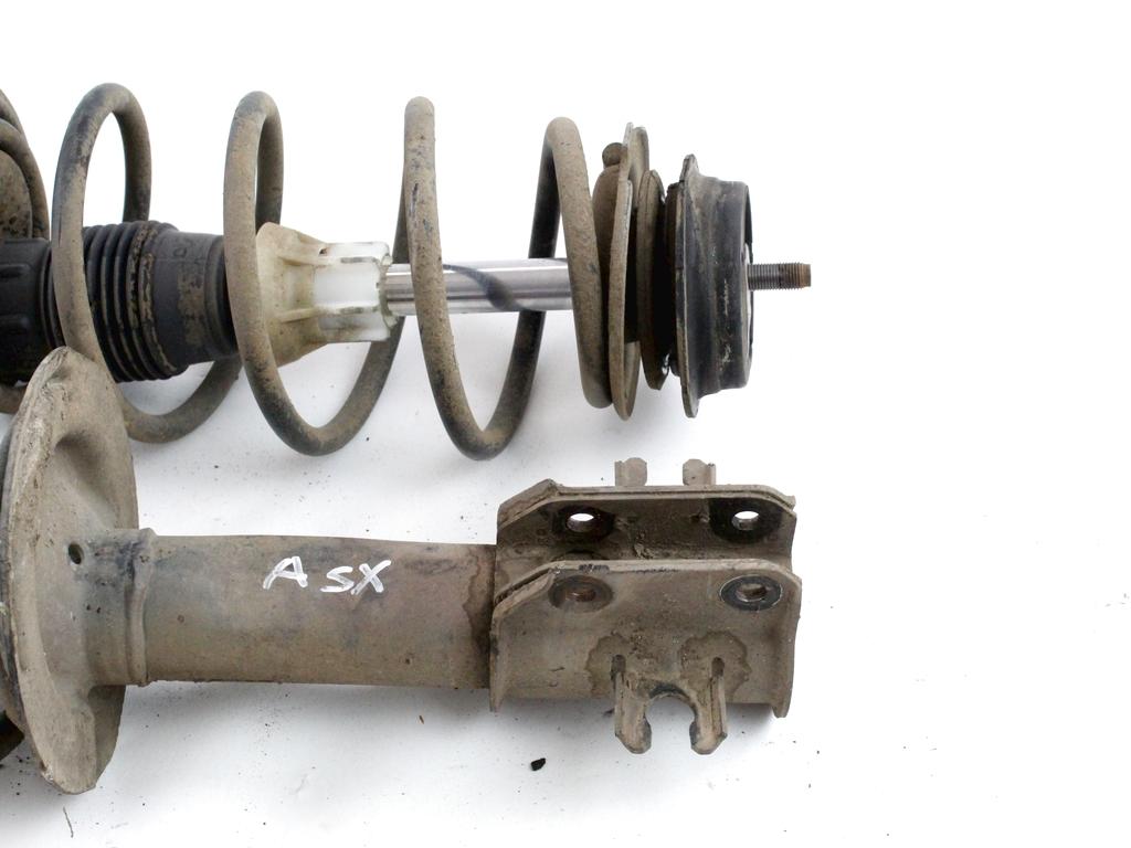 SPREDNJI AMORTIZERJI OEM N. 16673 COPPIA AMMORTIZZATORE ANTERIORE DESTRO SINIS ORIGINAL REZERVNI DEL FIAT PUNTO 188 188AX MK2 (1999 - 2003) DIESEL LETNIK 2003