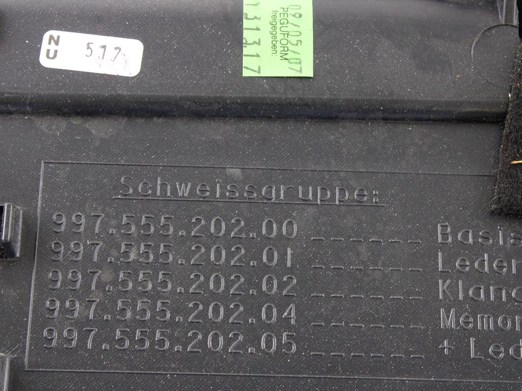 NOTRANJA OBLOGA SPREDNJIH VRAT OEM N. SEADPPS911997RCB2P ORIGINAL REZERVNI DEL PORSCHE 911 997 R (2008 - 2012)BENZINA LETNIK 2010