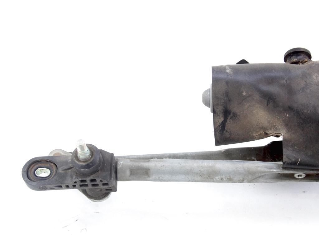 MOTORCEK PREDNJIH BRISALCEV OEM N. 46804522 ORIGINAL REZERVNI DEL FIAT PANDA 169 R (2009 - 2011) DIESEL LETNIK 2011