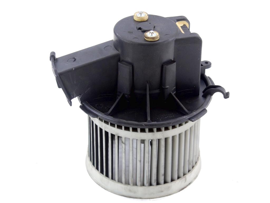 VENTILATOR  KABINE  OEM N. 77365525 ORIGINAL REZERVNI DEL FIAT PANDA 169 R (2009 - 2011) DIESEL LETNIK 2011