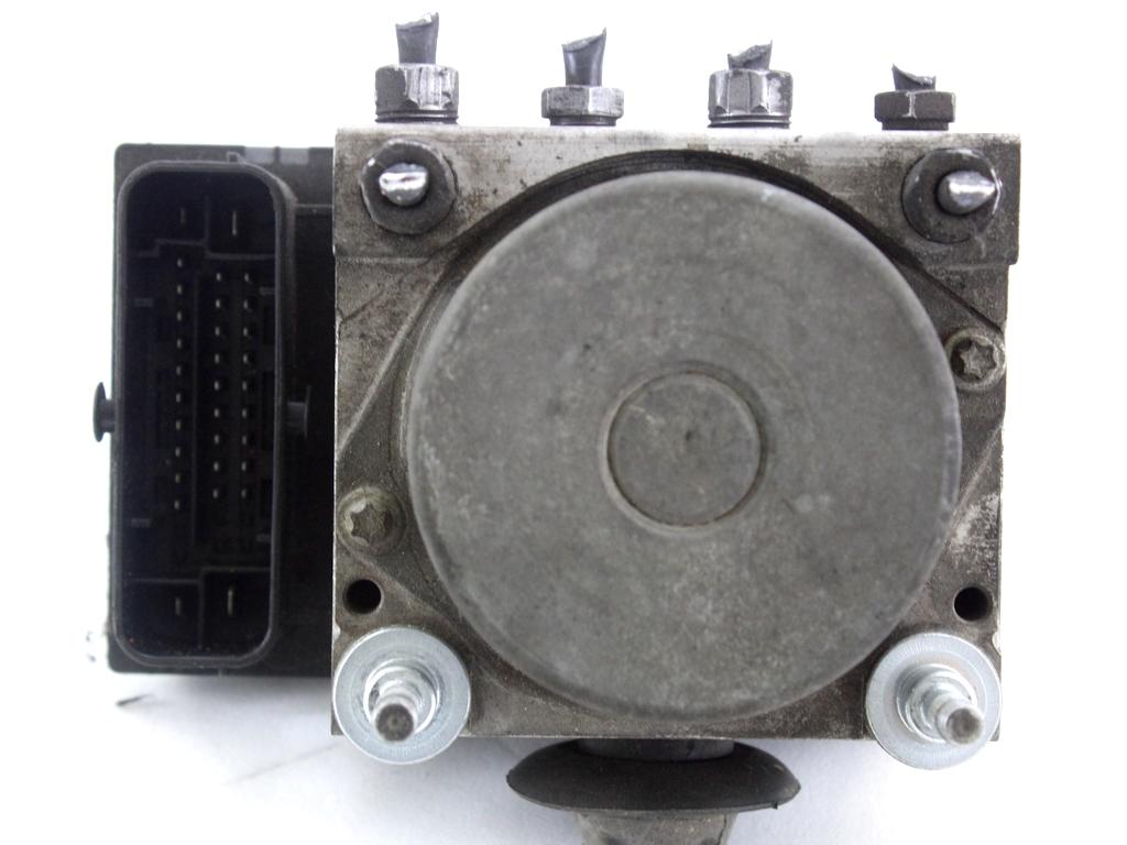 ABS AGREGAT S PUMPO OEM N. 51799595 ORIGINAL REZERVNI DEL FIAT PANDA 169 R (2009 - 2011) DIESEL LETNIK 2011