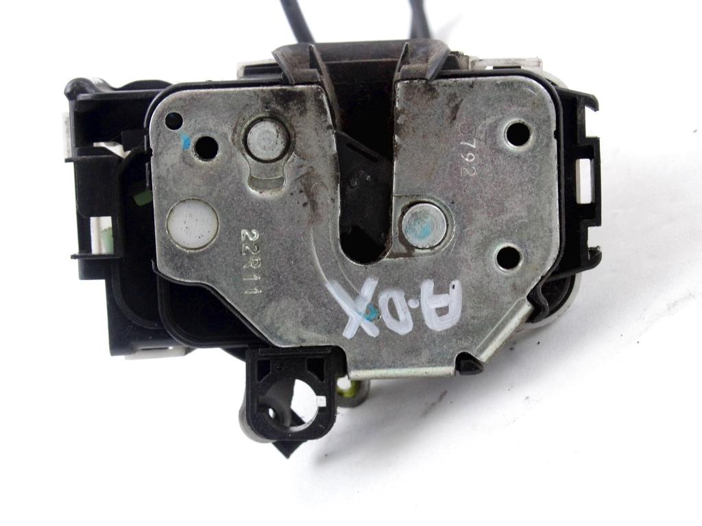 CENTRALNI ZAKLEP SPREDNJIH VRAT  OEM N. 51917878 ORIGINAL REZERVNI DEL FIAT PANDA 169 R (2009 - 2011) DIESEL LETNIK 2011