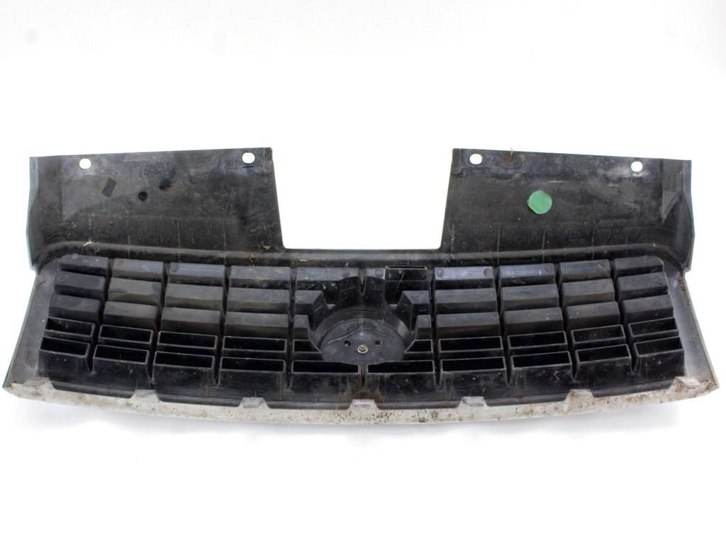 SPREDNJE OKRASNE MASKE OEM N. 735395576 ORIGINAL REZERVNI DEL FIAT DOBLO 223 MK1 R (2005 - 2009) DIESEL LETNIK 2008