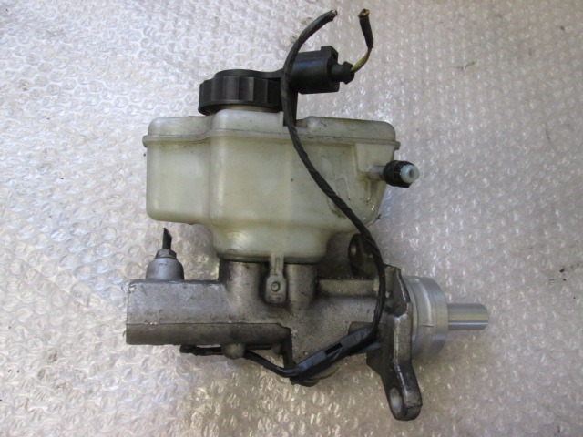 ZAVORNI CILINDER OEM N. 1K0945459 ORIGINAL REZERVNI DEL SEAT ALTEA XL 5P5 (2007 - 02/2009) BENZINA/GPL LETNIK 2008