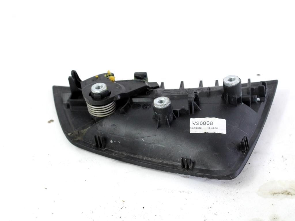 ZUNANJA KLJUKA ZADNJA DESNA VRATA OEM N. 156098844 ORIGINAL REZERVNI DEL ALFA ROMEO GIULIETTA 940 (2010 - 2020) DIESEL LETNIK 2012