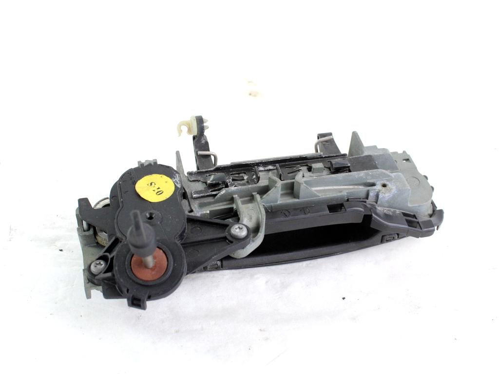 ZUNANJA KLJUKA SPREDNJA LEVA VRATA OEM N. 8E1837207 ORIGINAL REZERVNI DEL AUDI A3 MK2 8P 8PA 8P1 (2003 - 2008)DIESEL LETNIK 2005