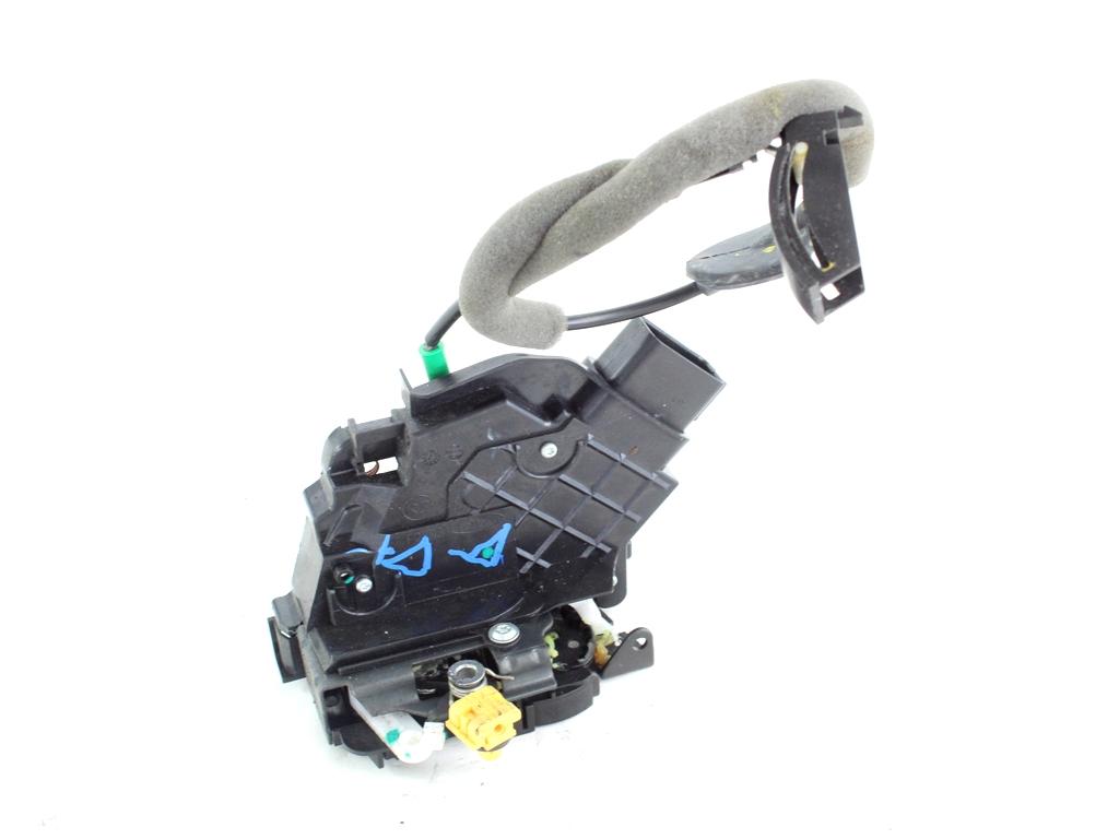 CENTRALNI ZAKLEP SPREDNJIH VRAT  OEM N. AS6AF21812CC ORIGINAL REZERVNI DEL FORD KA+ PLUS UK FK MK3 (2016 -2019) BENZINA LETNIK 2016