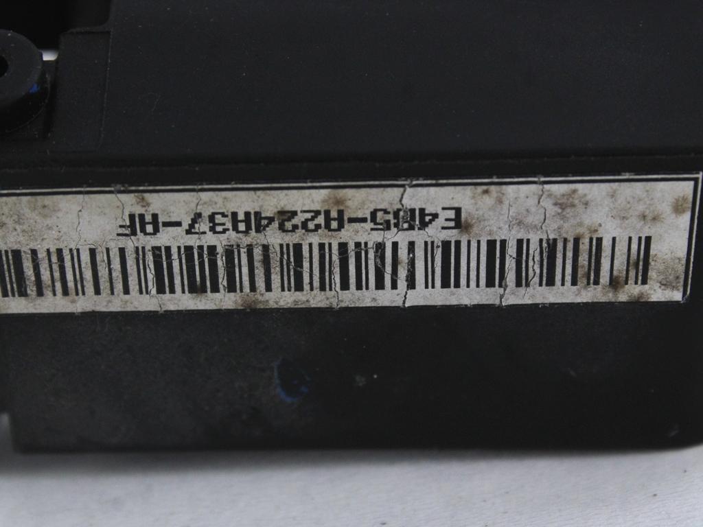 ZUNANJA KLJUKA SPREDNJA LEVA VRATA OEM N. 1930488 ORIGINAL REZERVNI DEL FORD KA+ PLUS UK FK MK3 (2016 -2019) BENZINA LETNIK 2016