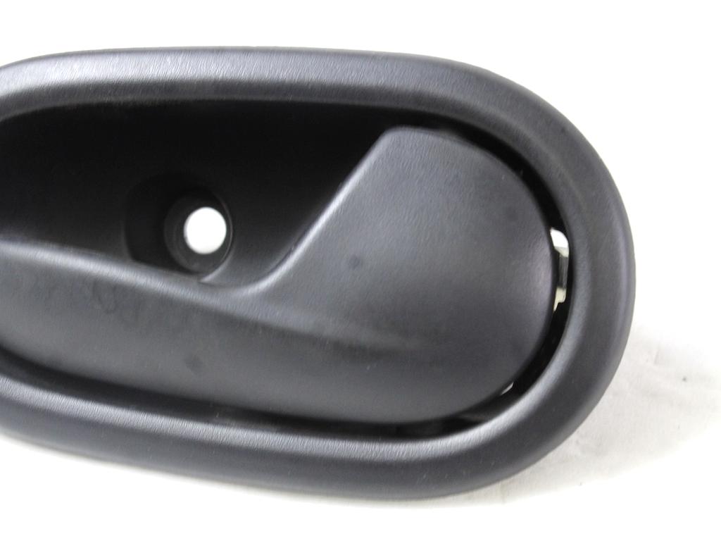 NOTRANJA KLJUKA  OEM N. 826721919R ORIGINAL REZERVNI DEL DACIA SANDERO / SANDERO STEPWAY MK2 (2012 - 2016) BENZINA/GPL LETNIK 2015