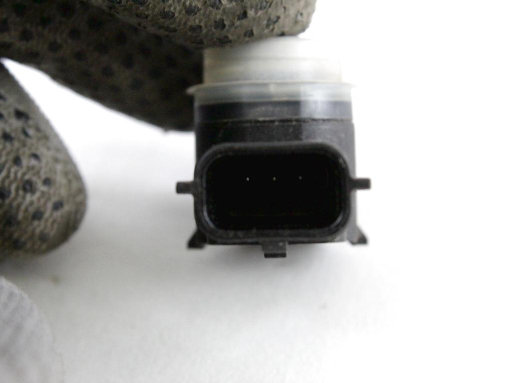 DRUGI SENZORJI OEM N. 284423387R ORIGINAL REZERVNI DEL RENAULT CLIO B7 SCE MK5 (DAL 2019)BENZINA LETNIK 2021