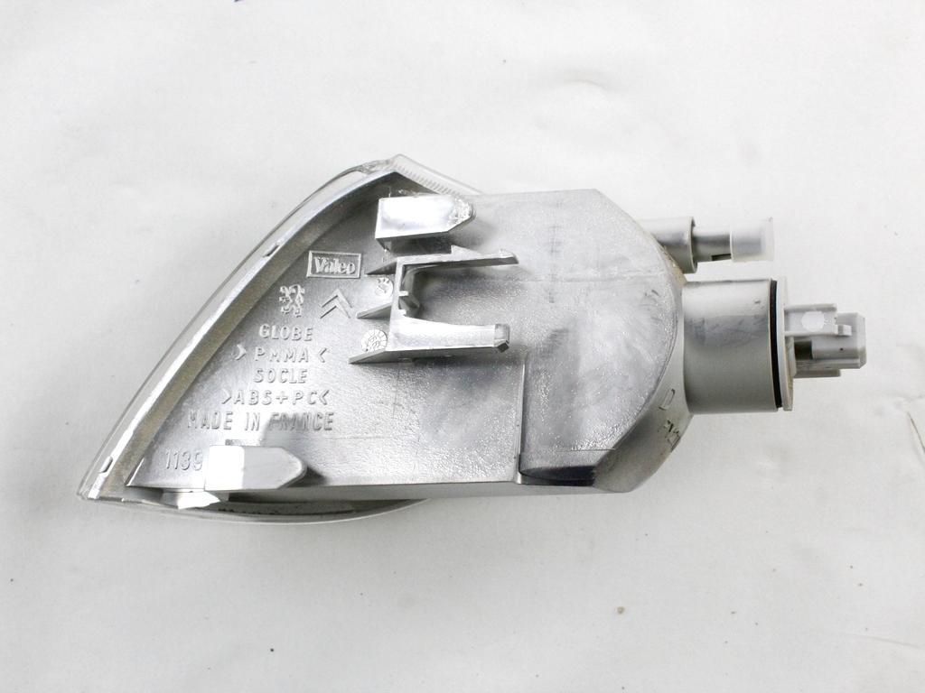 SPREDNJI INDIKATOR OEM N. 630359 ORIGINAL REZERVNI DEL CITROEN SAXO (1996 - 1999)BENZINA LETNIK 1999