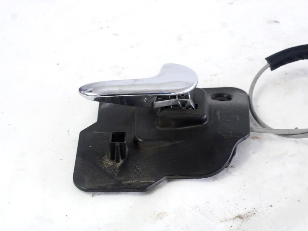 NOTRANJA KLJUKA  OEM N. 13121859 ORIGINAL REZERVNI DEL OPEL MERIVA A X03 R (2006 - 2010) BENZINA LETNIK 2008