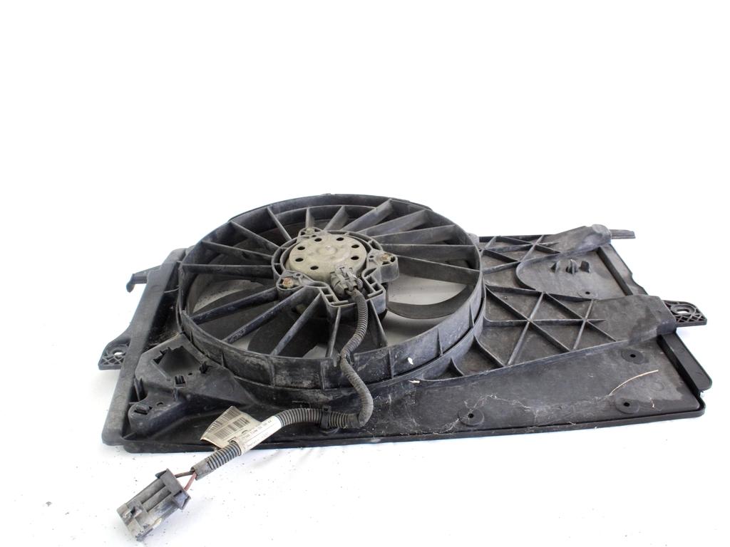 VENTILATOR HLADILNIKA OEM N. 13181073 ORIGINAL REZERVNI DEL OPEL MERIVA A X03 R (2006 - 2010) BENZINA LETNIK 2008