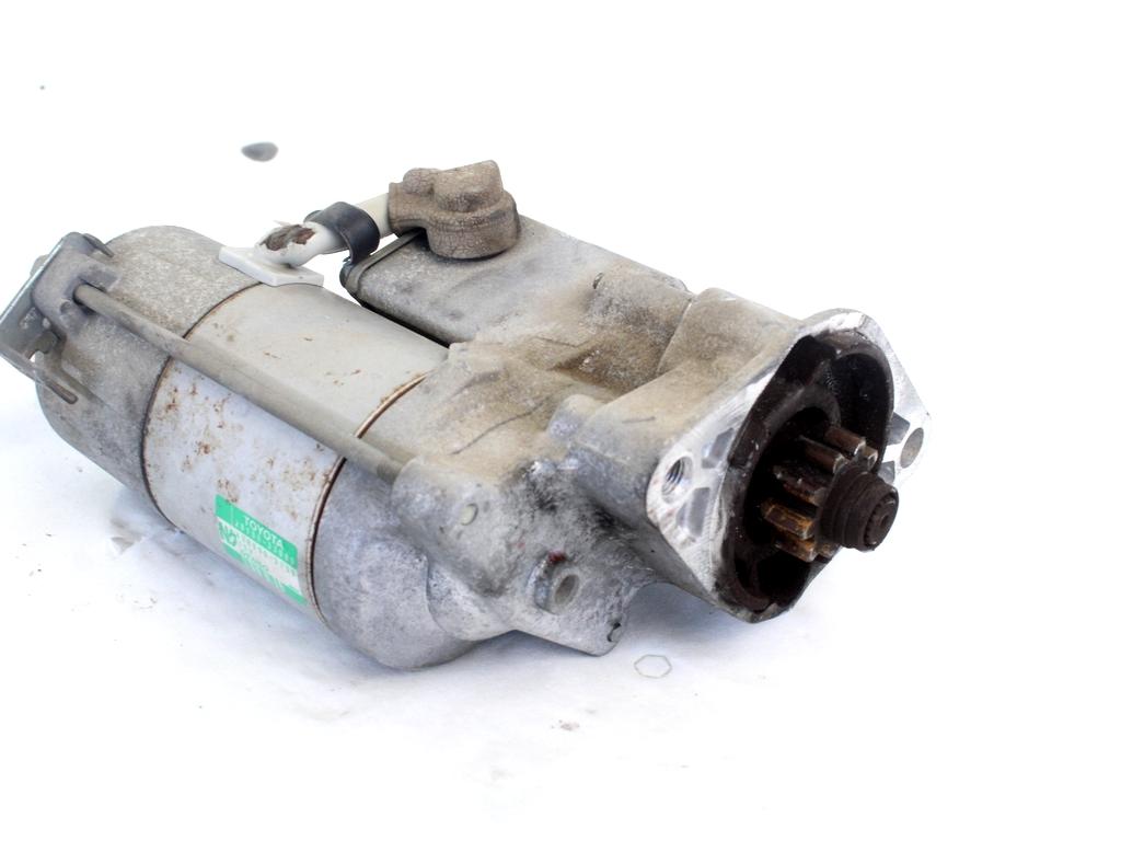 ZAGANJAC MOTORJA  OEM N. 28100-33080 ORIGINAL REZERVNI DEL TOYOTA COROLLA E12 (2000 - 2006) DIESEL LETNIK 2005