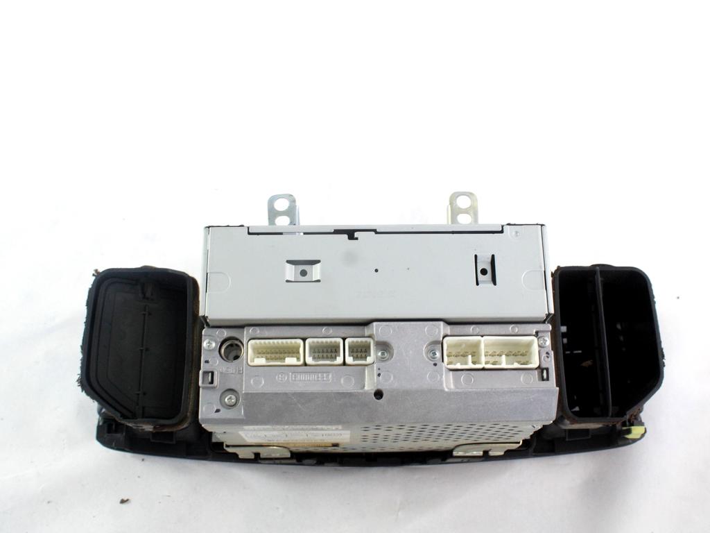 RADIO CD / OJACEVALNIK / IMETNIK HIFI OEM N. 86120-02380 ORIGINAL REZERVNI DEL TOYOTA COROLLA E12 (2000 - 2006) DIESEL LETNIK 2005