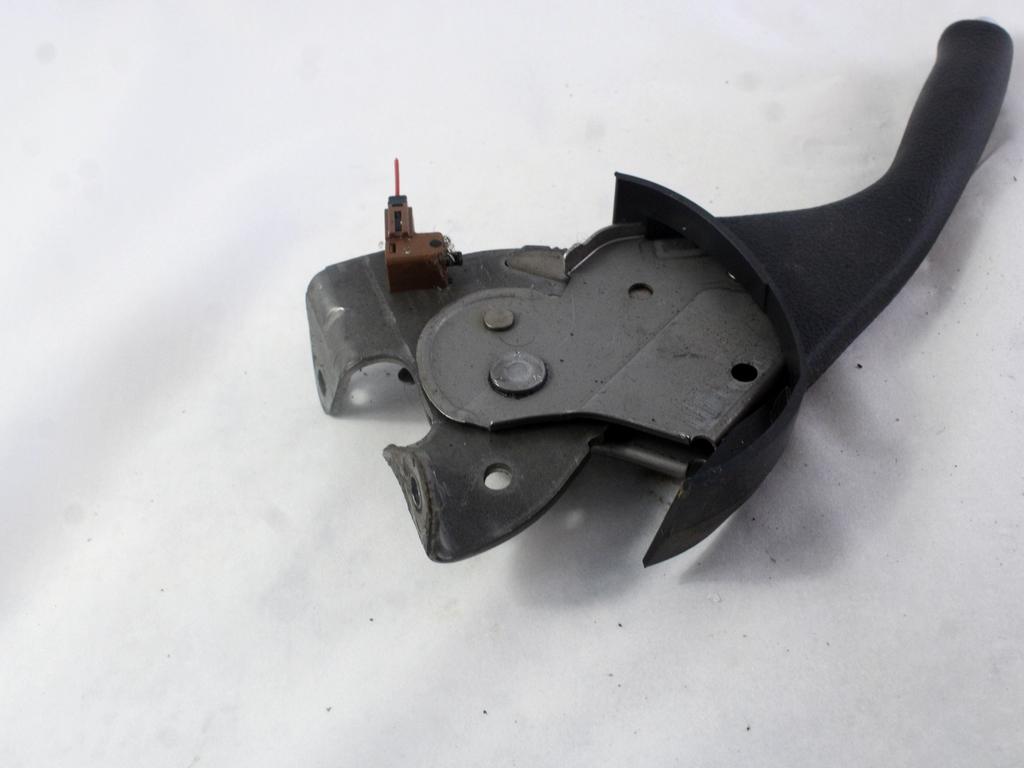 OEM N. 4620102131B0 ORIGINAL REZERVNI DEL TOYOTA COROLLA E12 (2000 - 2006) DIESEL LETNIK 2005