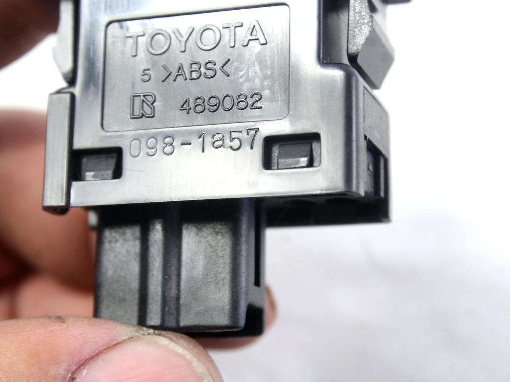 RAZLICNA STIKALA  OEM N. 81850-12260 ORIGINAL REZERVNI DEL TOYOTA COROLLA E12 (2000 - 2006) DIESEL LETNIK 2005