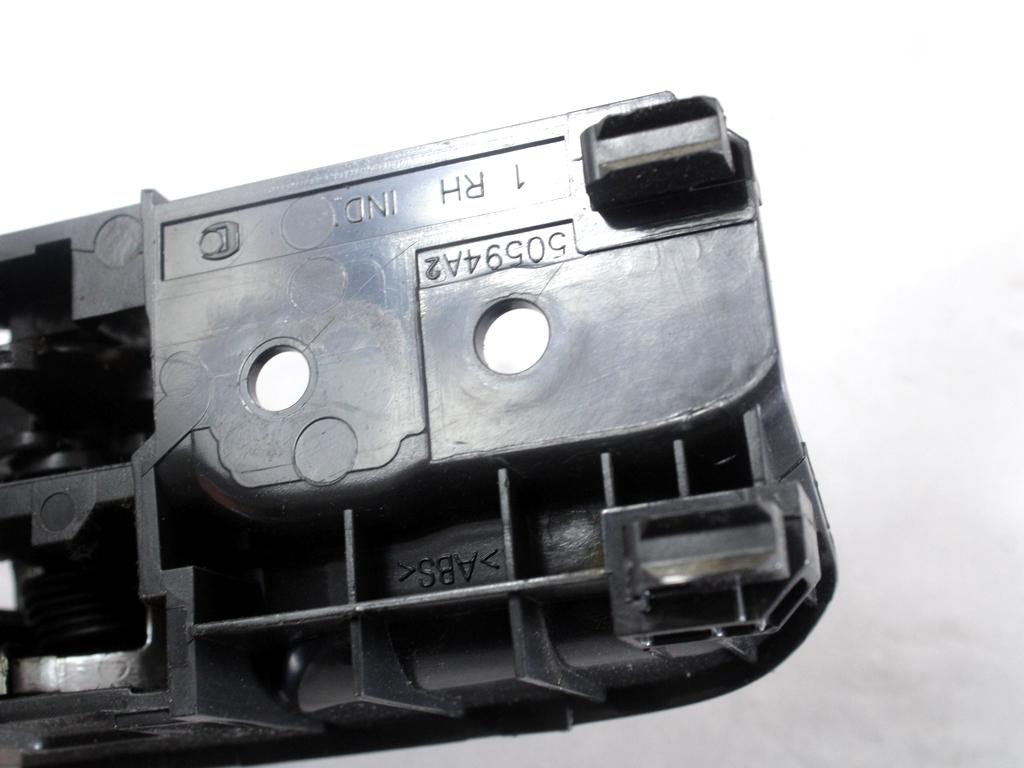 NOTRANJA KLJUKA  OEM N. 6920505040B0 ORIGINAL REZERVNI DEL TOYOTA COROLLA E12 (2000 - 2006) DIESEL LETNIK 2005