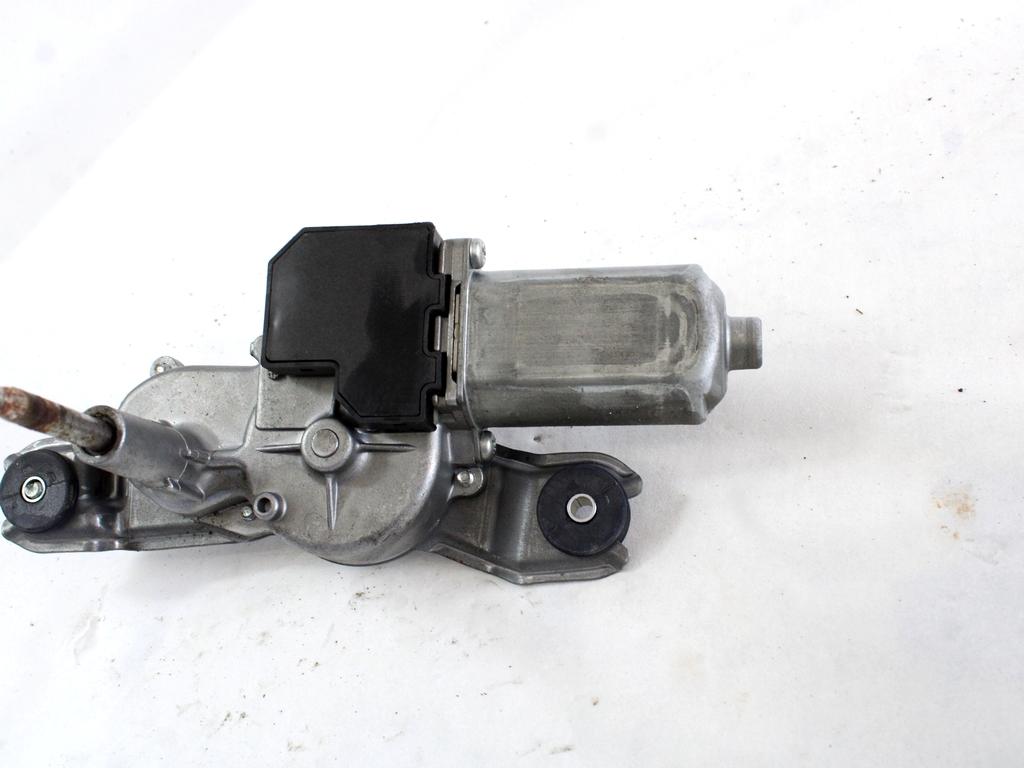 MOTORCEK ZADNJEGA BRISALCA OEM N. 85130-02020 ORIGINAL REZERVNI DEL TOYOTA COROLLA E12 (2000 - 2006) DIESEL LETNIK 2005