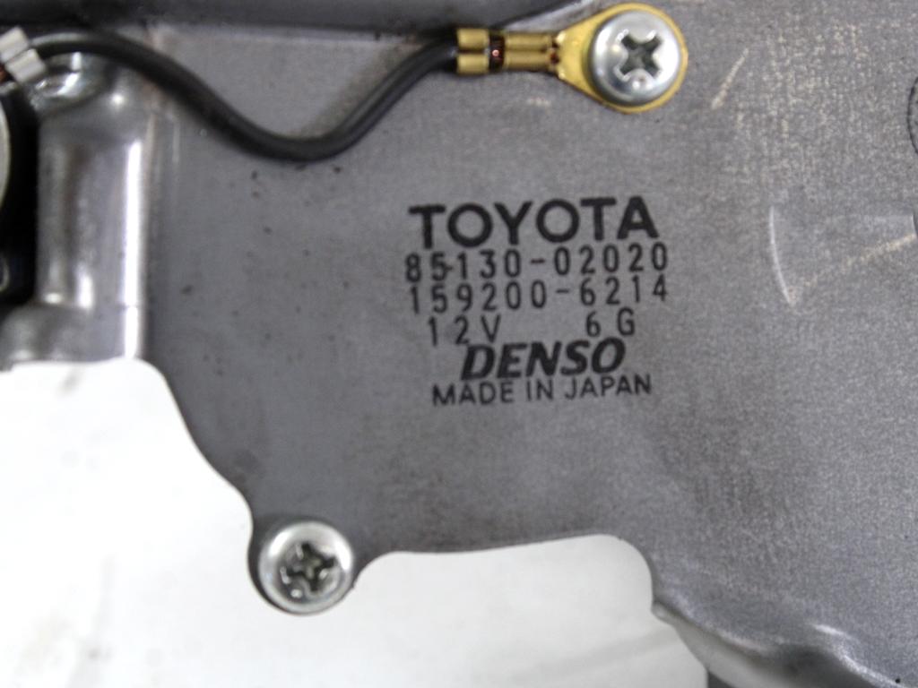 MOTORCEK ZADNJEGA BRISALCA OEM N. 85130-02020 ORIGINAL REZERVNI DEL TOYOTA COROLLA E12 (2000 - 2006) DIESEL LETNIK 2005