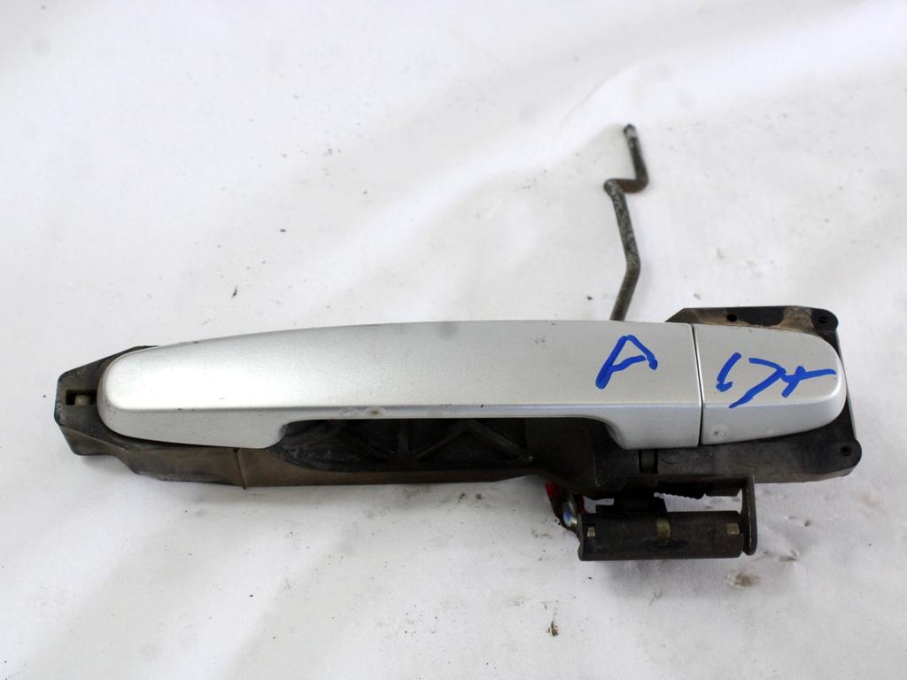 ZUNANJA KLJUKA SPREDNJA DESNA VRATA OEM N. 6921105903 ORIGINAL REZERVNI DEL TOYOTA COROLLA E12 (2000 - 2006) DIESEL LETNIK 2005