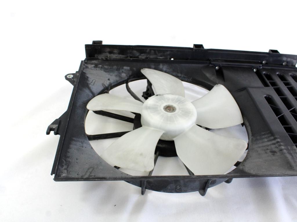 VENTILATOR HLADILNIKA OEM N. 163600N030 ORIGINAL REZERVNI DEL TOYOTA COROLLA E12 (2000 - 2006) DIESEL LETNIK 2005