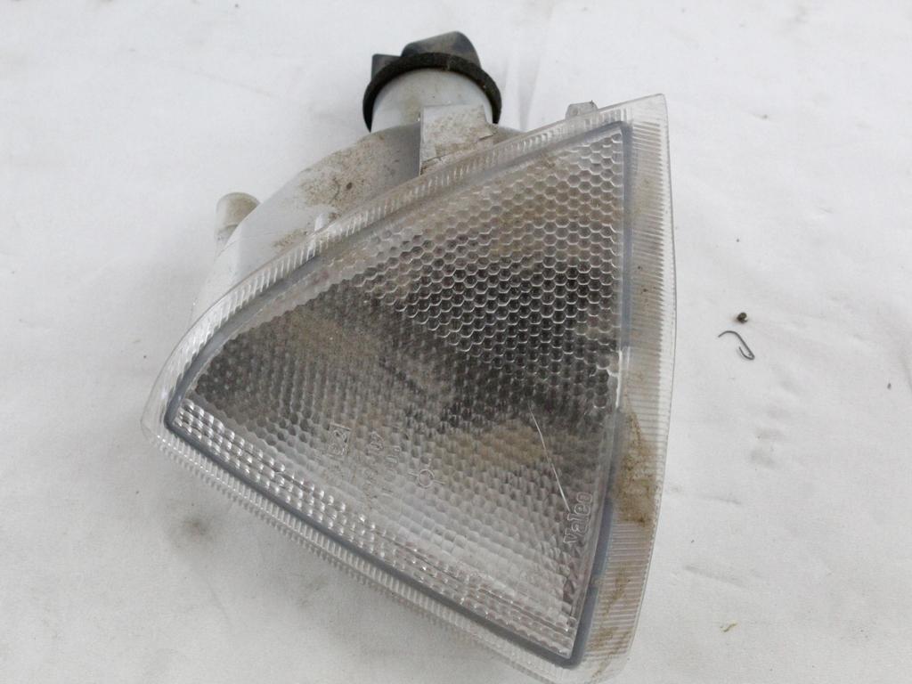 SPREDNJI INDIKATOR OEM N. 95659627 ORIGINAL REZERVNI DEL CITROEN AX (1986 - 1998)BENZINA LETNIK 1991