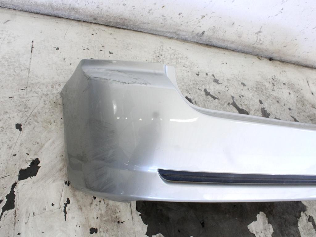 ZADNJI ODBIJAC OEM N. 52159-02360 ORIGINAL REZERVNI DEL TOYOTA COROLLA E12 (2000 - 2006) DIESEL LETNIK 2005