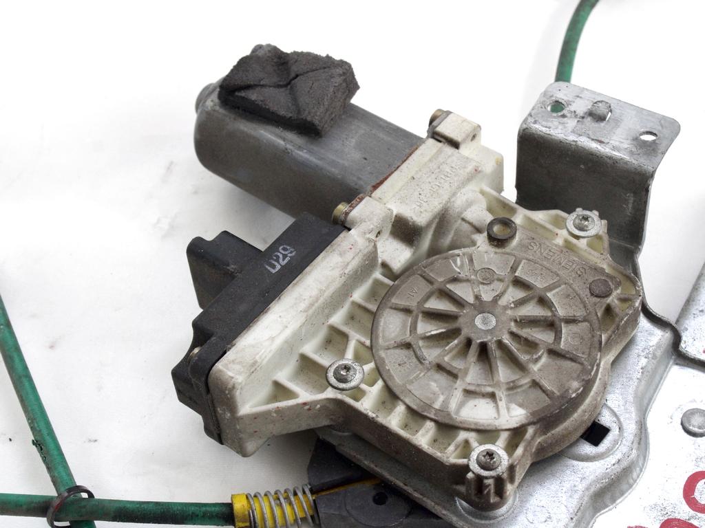 MEHANIZEM DVIGA SPREDNJIH STEKEL  OEM N. 17333 SISTEMA ALZACRISTALLO PORTA ANTERIORE ELETTR ORIGINAL REZERVNI DEL CITROEN C2 (2004 - 2009) DIESEL LETNIK 2004