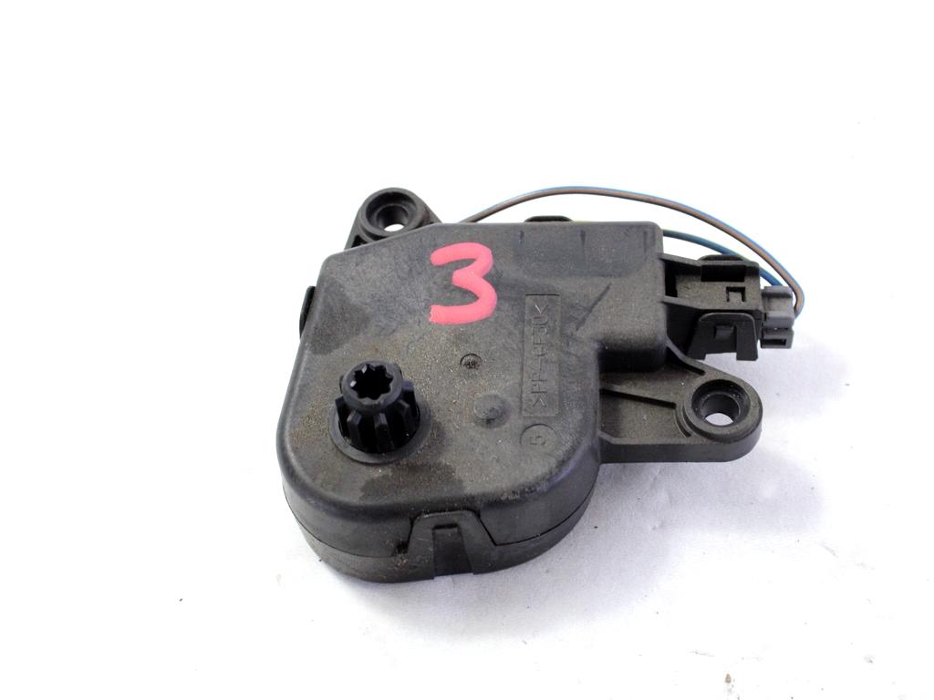 MOTORCEK OGREVANJA OEM N. 04885465AA ORIGINAL REZERVNI DEL CHRYSLER VOYAGER/GRAN VOYAGER RG RS MK4 (2001 - 2007) DIESEL LETNIK 2004