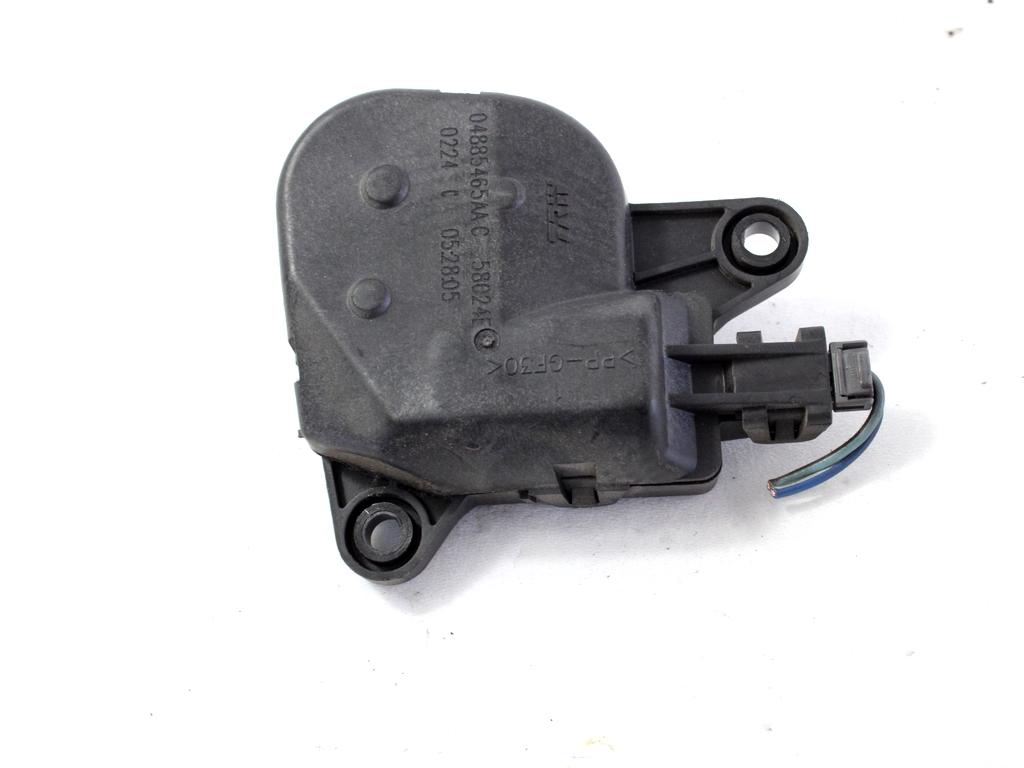 MOTORCEK OGREVANJA OEM N. 04885465AA ORIGINAL REZERVNI DEL CHRYSLER VOYAGER/GRAN VOYAGER RG RS MK4 (2001 - 2007) DIESEL LETNIK 2004