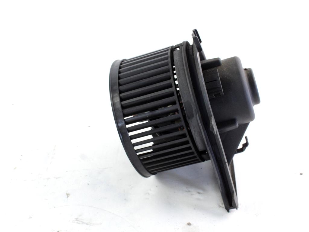 VENTILATOR  KABINE  OEM N. 1J1819021B ORIGINAL REZERVNI DEL VOLKSWAGEN LUPO 6X1 6E1 (04/1999 - 05/2005) DIESEL LETNIK 2001