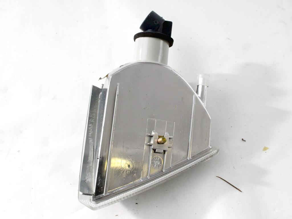 SPREDNJI INDIKATOR OEM N. 95659627 ORIGINAL REZERVNI DEL CITROEN AX (1986 - 1998)BENZINA LETNIK 1991