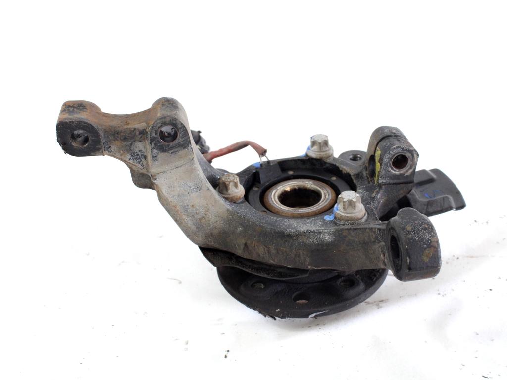 LEVI VRTLJIVI LEZAJ / PESTO KOLESA Z LEZAJEM SPREDAJ OEM N. 90498808 ORIGINAL REZERVNI DEL OPEL ZAFIRA A T98 (1999 - 2005) DIESEL LETNIK 2002