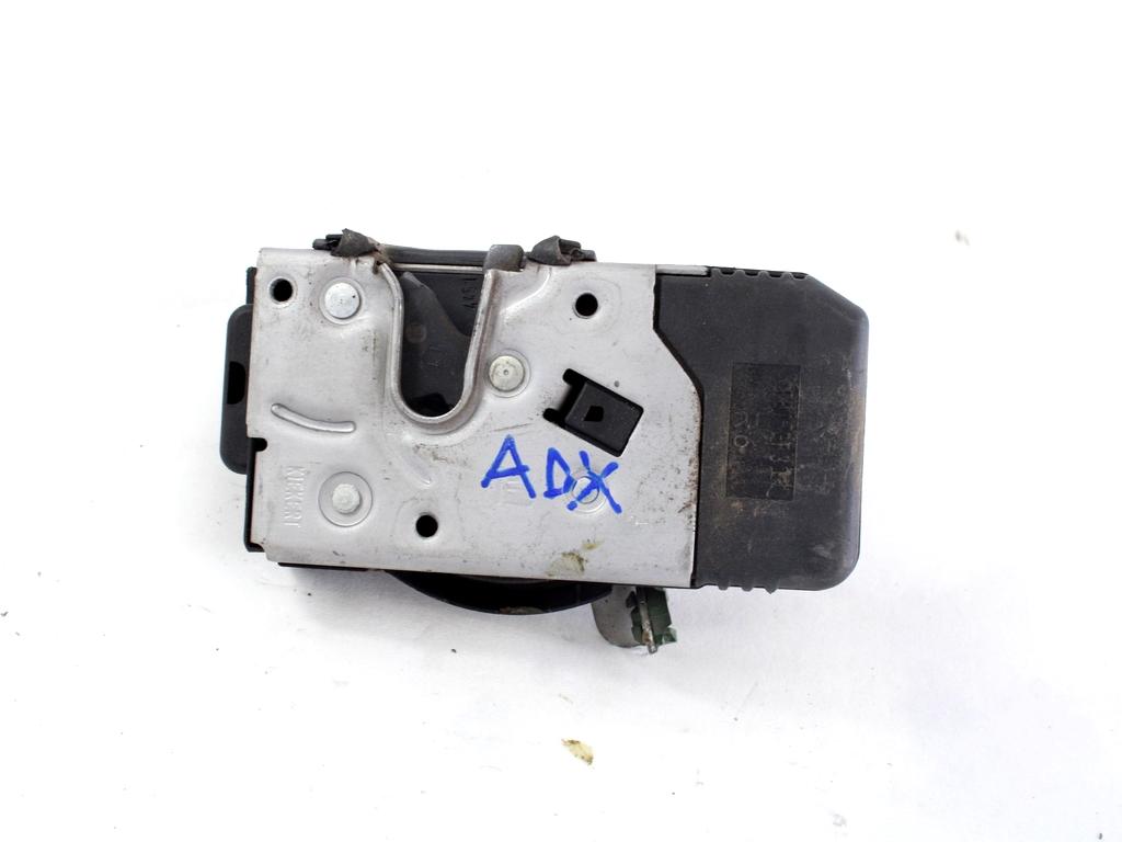 CENTRALNI ZAKLEP SPREDNJIH VRAT  OEM N. 24444016 ORIGINAL REZERVNI DEL OPEL ZAFIRA A T98 (1999 - 2005) DIESEL LETNIK 2002