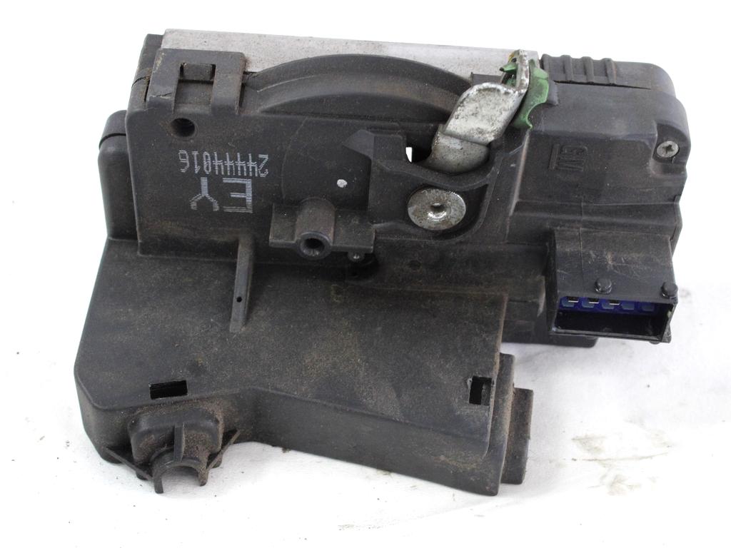 CENTRALNI ZAKLEP SPREDNJIH VRAT  OEM N. 24444016 ORIGINAL REZERVNI DEL OPEL ZAFIRA A T98 (1999 - 2005) DIESEL LETNIK 2002