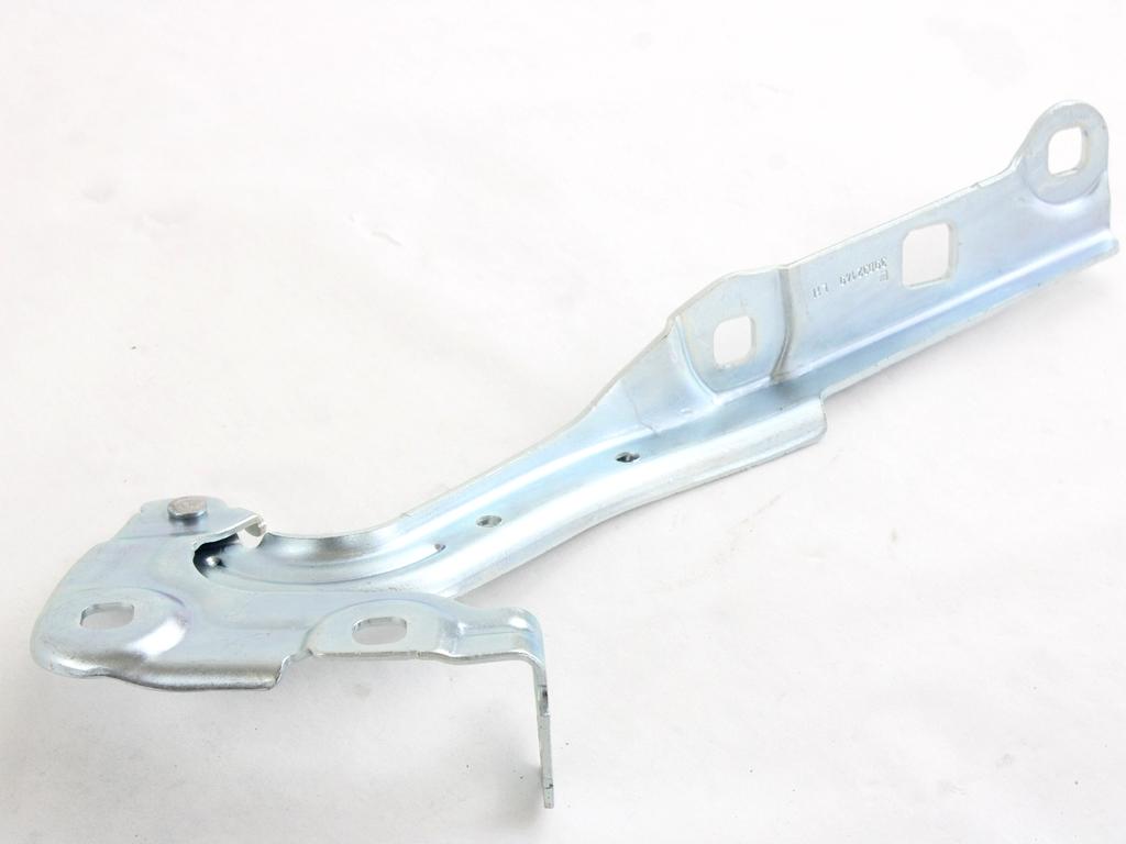 PANTI POKROVA MOTORJA OEM N. 39032149 ORIGINAL REZERVNI DEL OPEL ASTRA K B16 5P/3P/SW (2015 - 2021)DIESEL LETNIK 2017